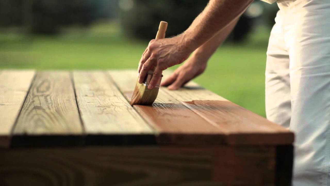 Tips for Applying Wood Stain to Your Furniture
