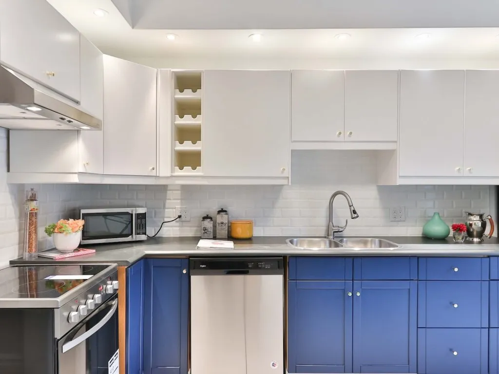 Picking the Right Kitchen Cabinets: Maximising Your Kitchen Space and Storage