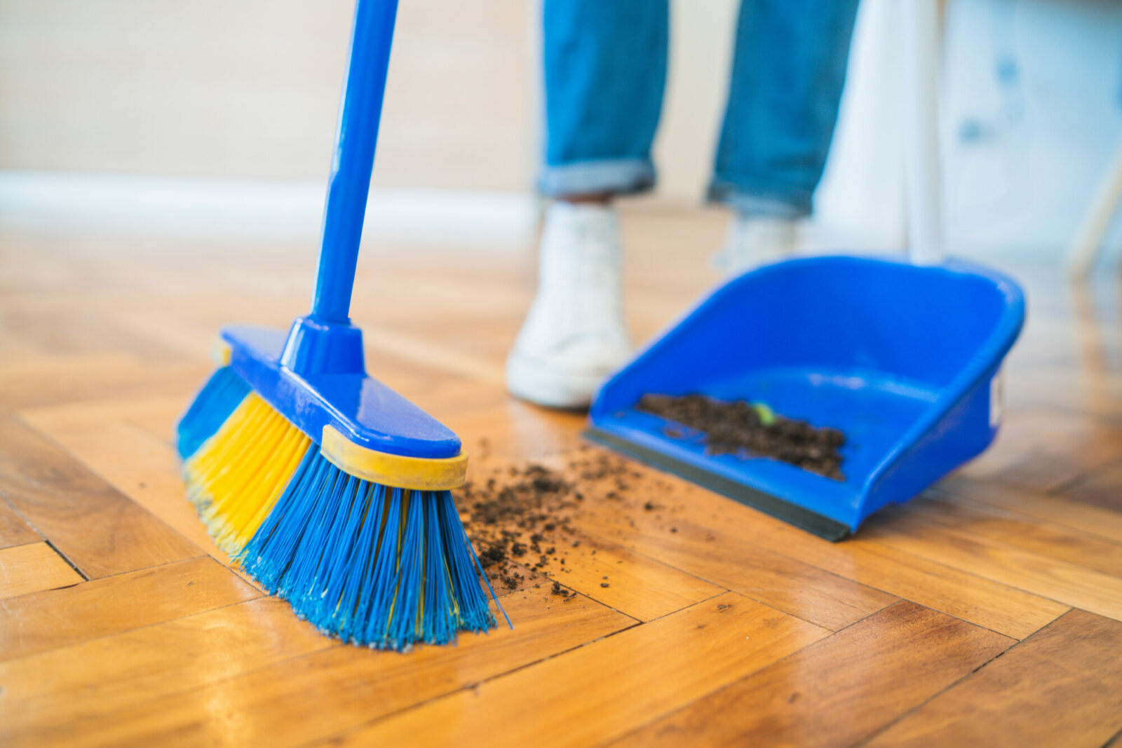 Follow these 7 easy tricks of house cleaning services